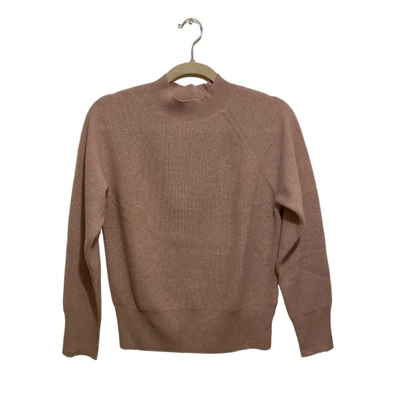 H&M 100% cashmere light pink sweater. Size Xs. New . No tags - Picture 1 of 8